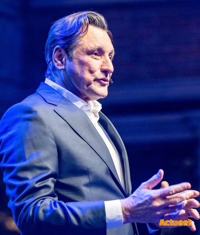 Ondernemers verbroederen op De Nacht van de KMO - Actueel - kmo promoties